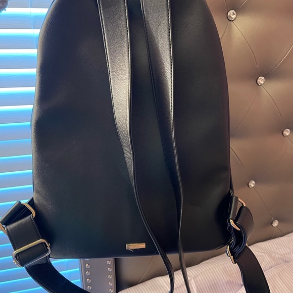 Gently used Aldo handbag - Picture 4 of 7